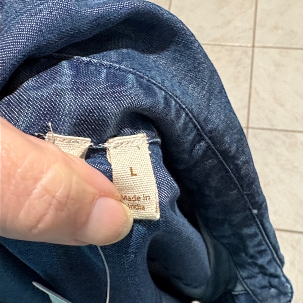 Soft Surroundings Mini Blue Chambray Button Down … - image 5